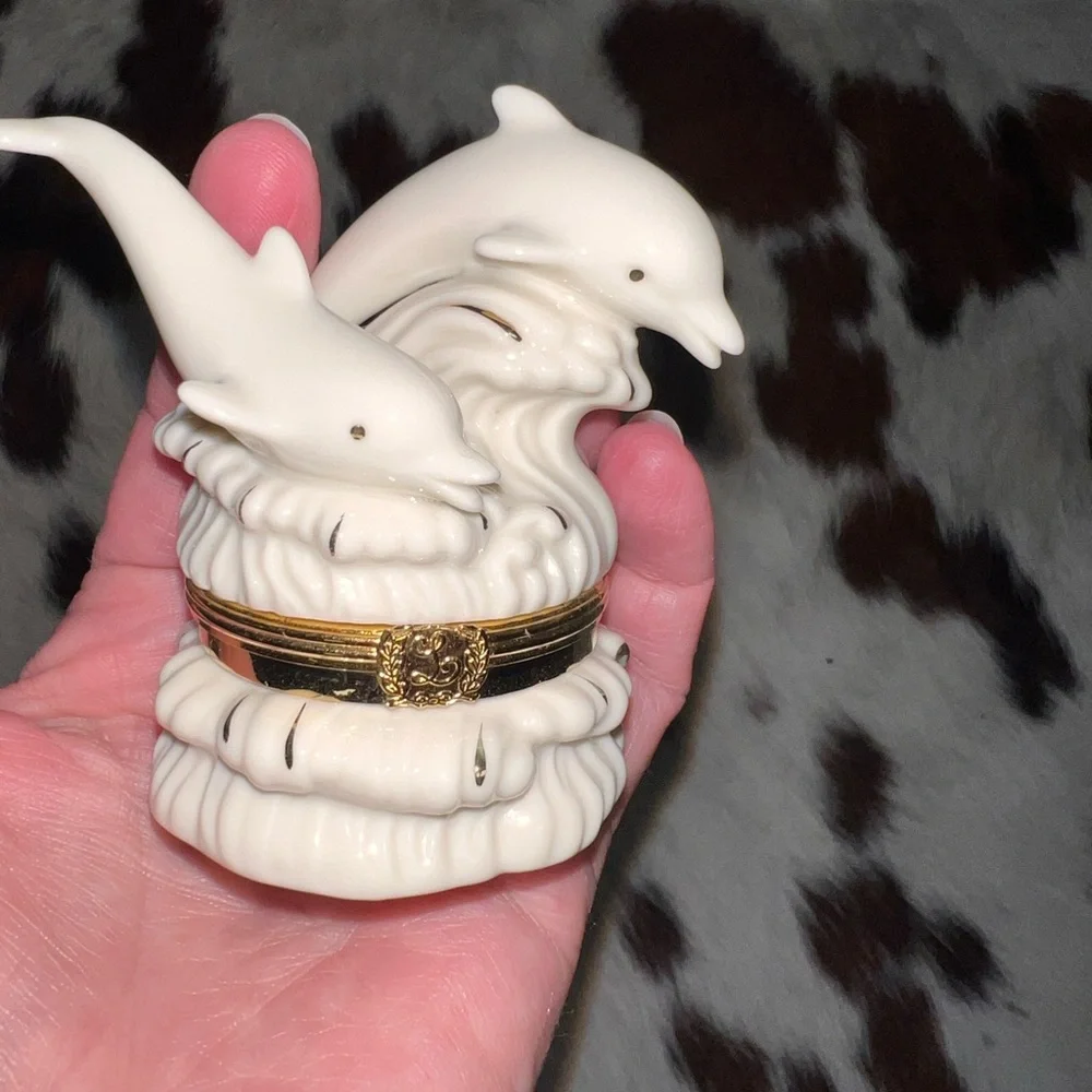 Lenox Playful Pair Dolphin Trinket Box OS Cream Excellent Gold Trim Hinged China